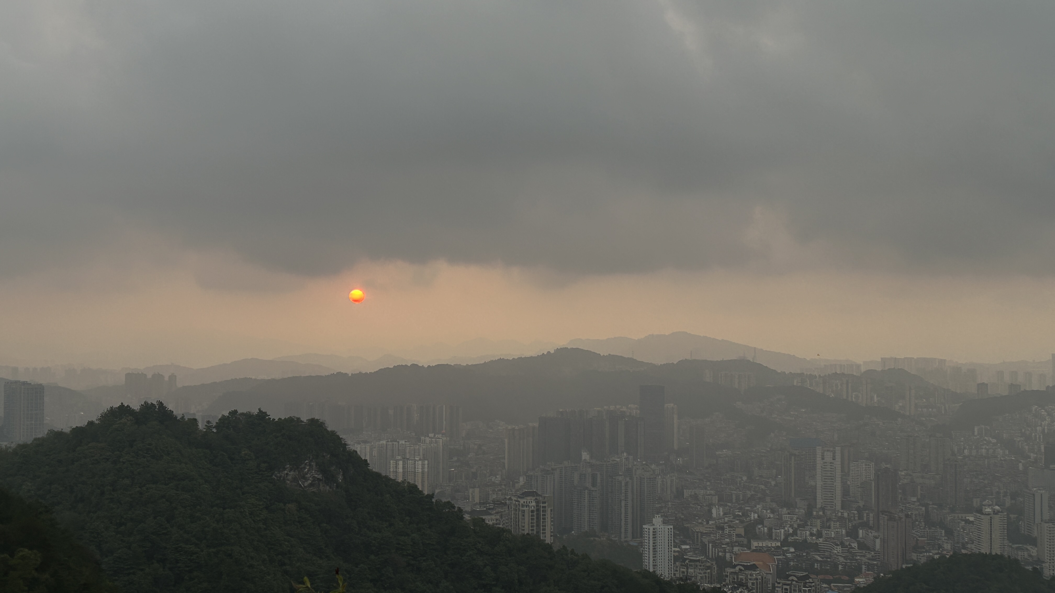 黔灵山