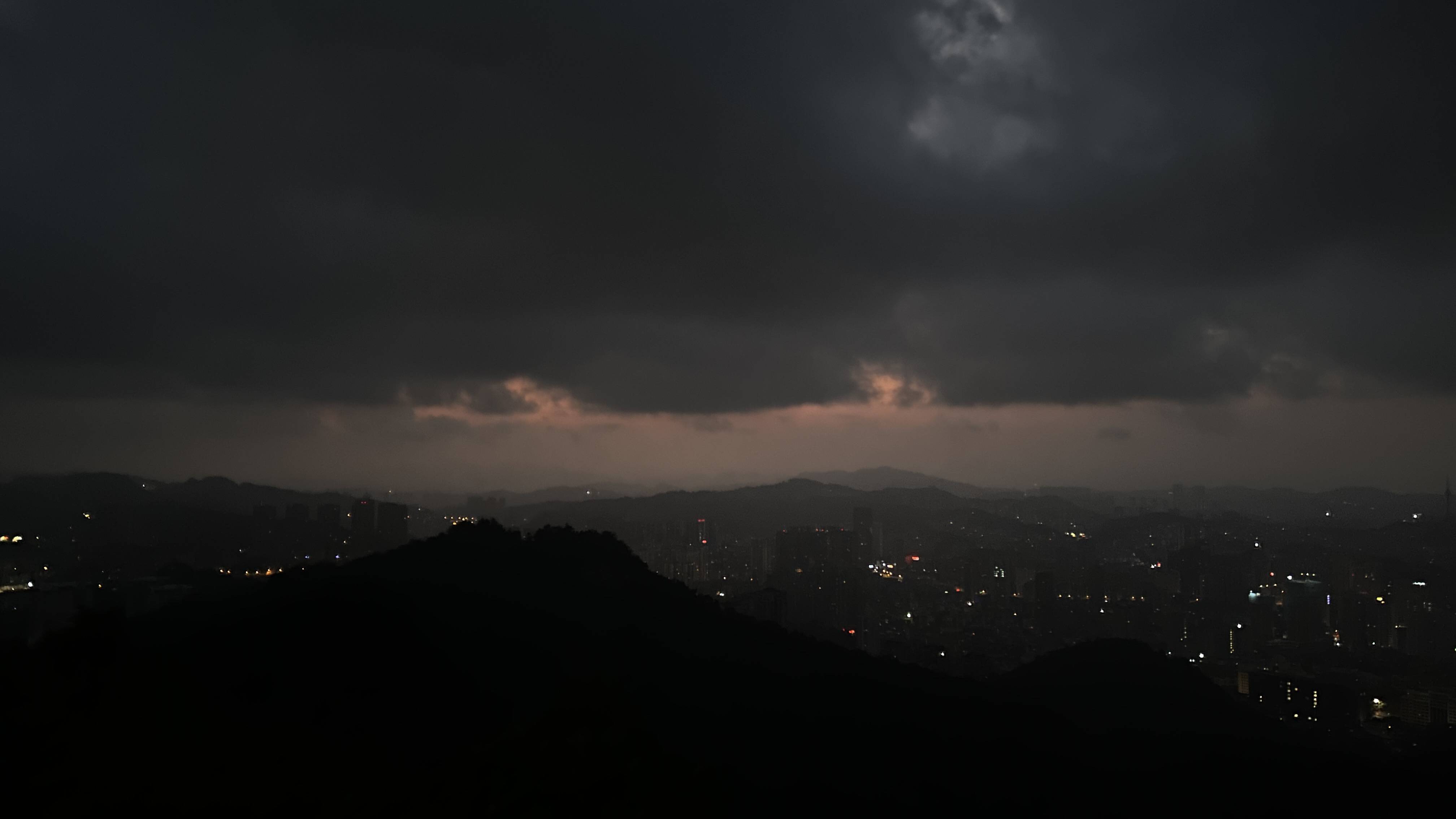 黔灵山