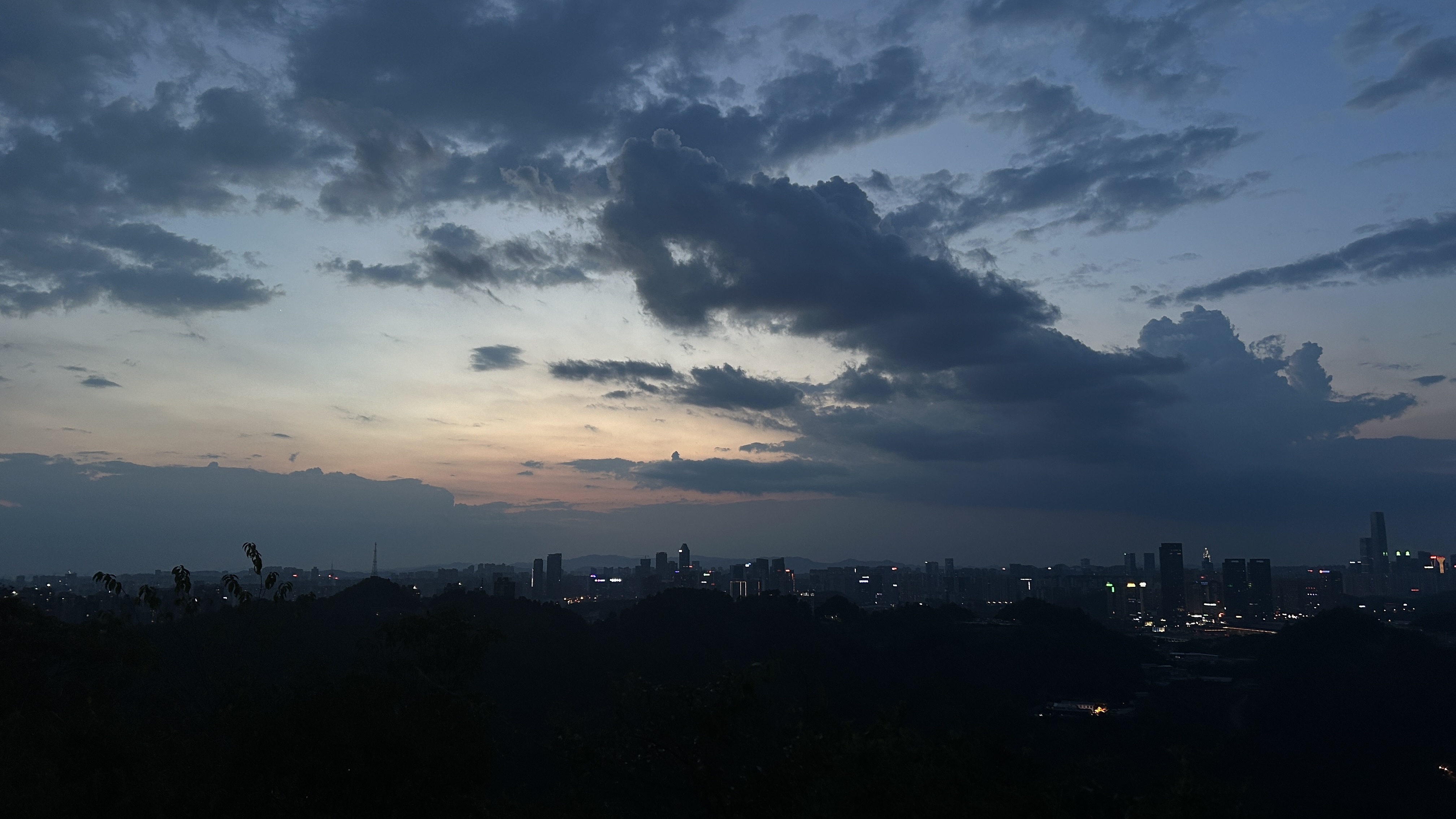 黔灵山